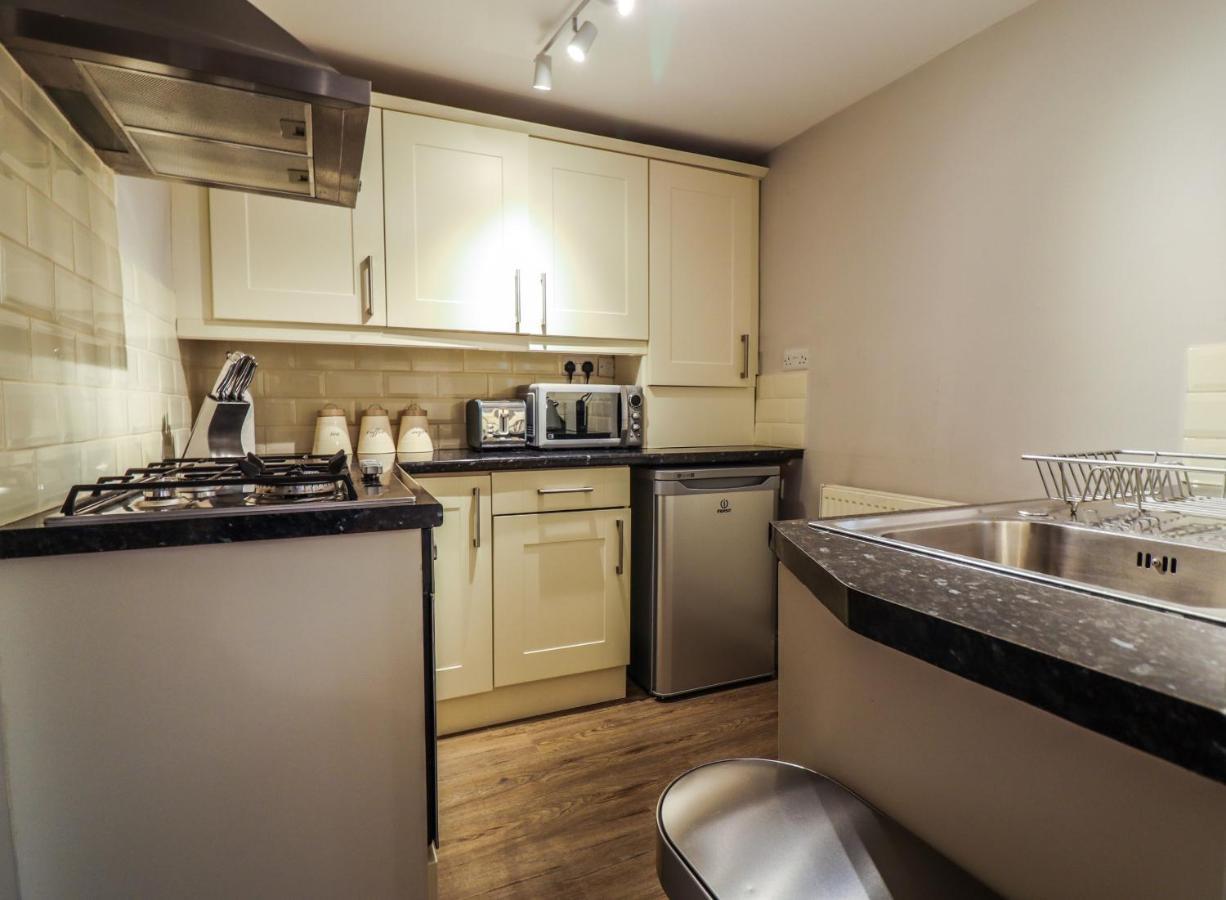 Cottages In Derbyshire - Riverside Cottage Duffield Екстериор снимка